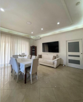 House Marì